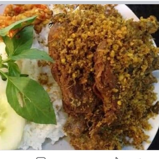 Bebek Goreng