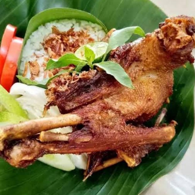 Bebek Goreng