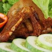 Bebek Goreng