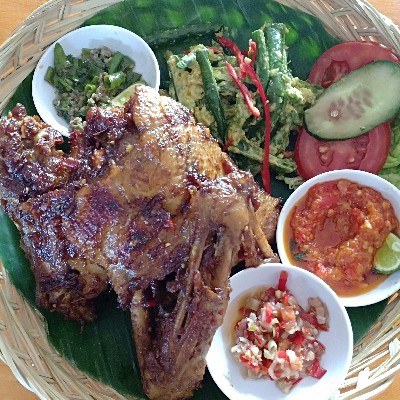 Bebek Goreng
