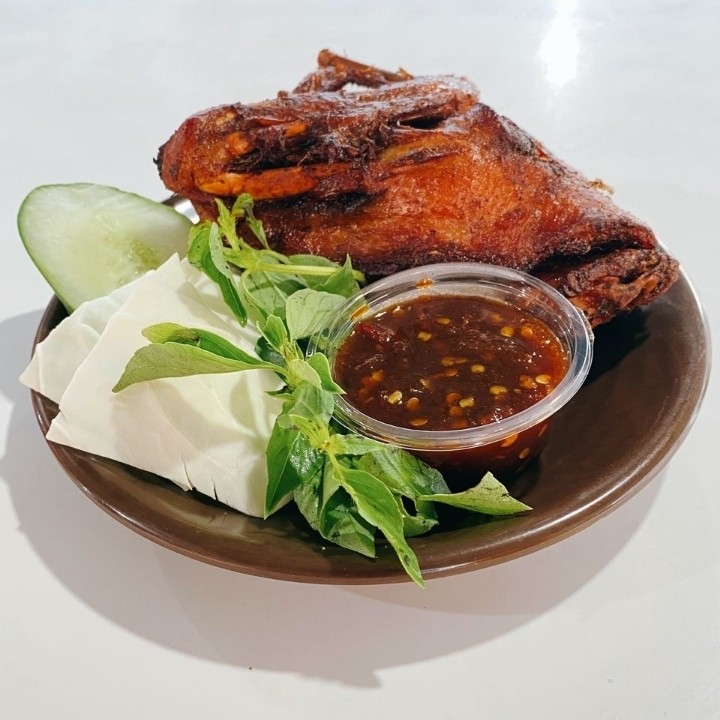 Bebek Goreng Asap Dada