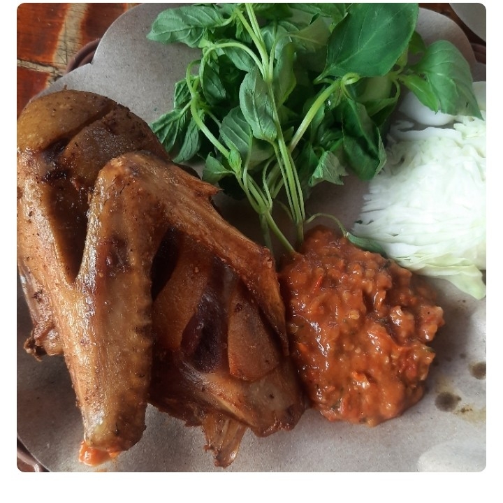 Bebek Goreng Tanpa Nasi