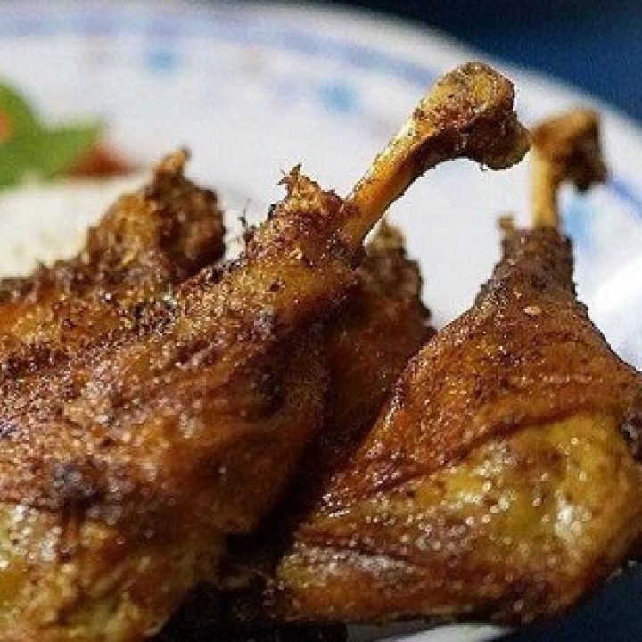 Bebek Goreng Tanpa Nasi Gratis Sayur Asem