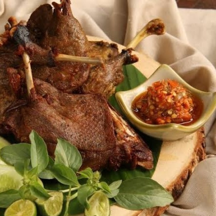 Bebek Lalapan