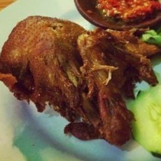 Bebek goreng