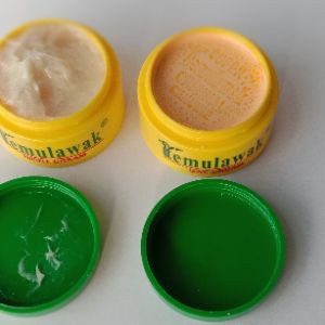 Bedak Temulawak 3