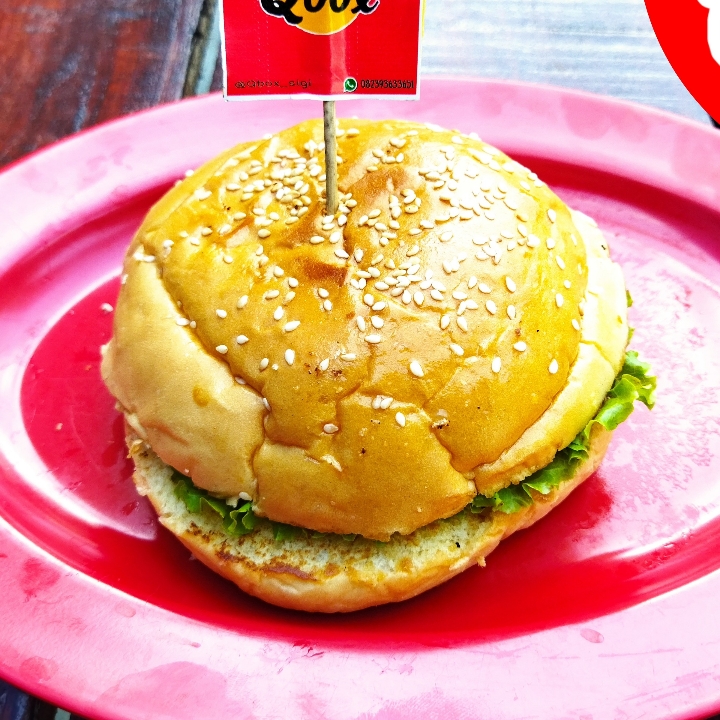 Burger Sapi Saus Keju