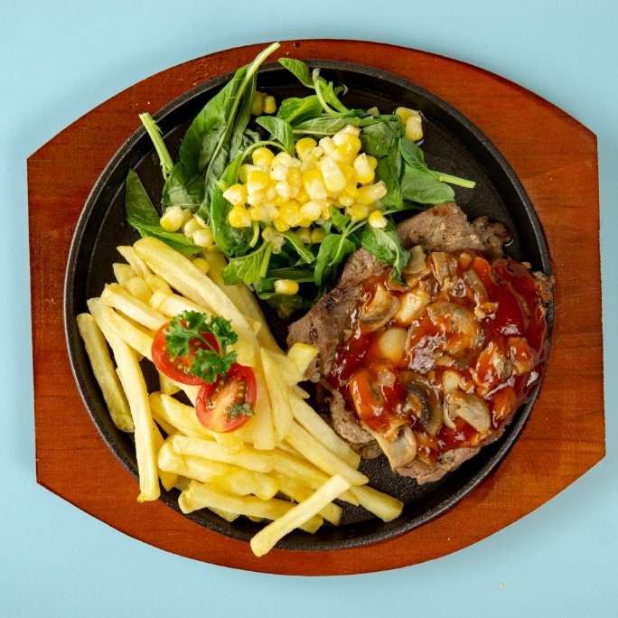 Beef Hotplate With Bbq Sauce Mushrooms