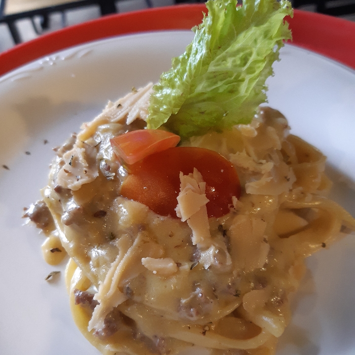Beef fettucine