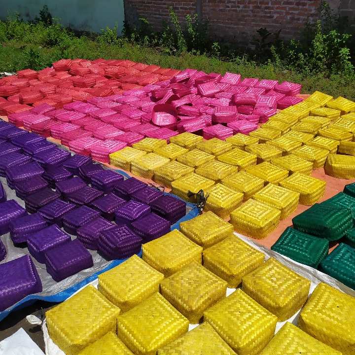 Besek dari Bahan Bambu