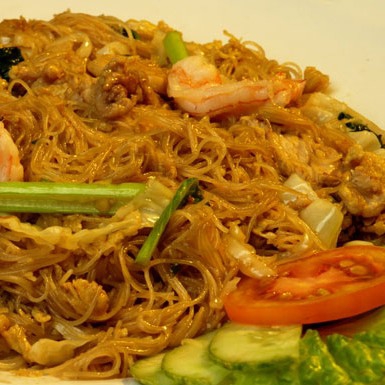 Bihun Goreng Komplit