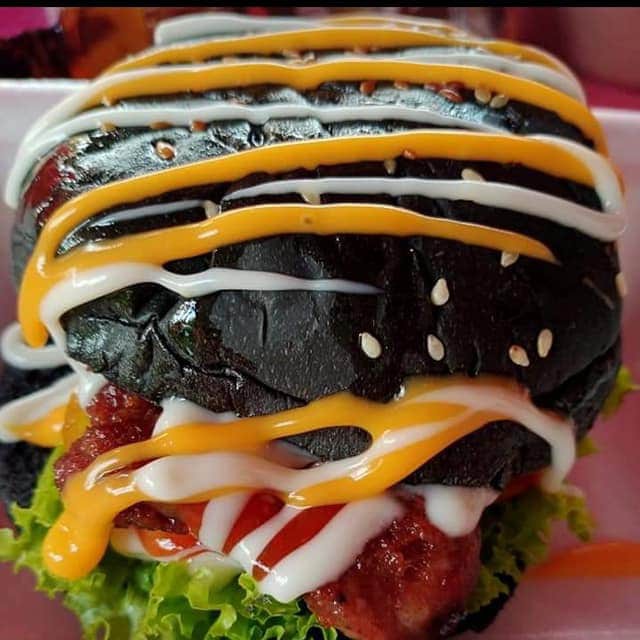 Black Burger 3
