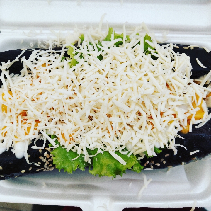 Black Hot Dog