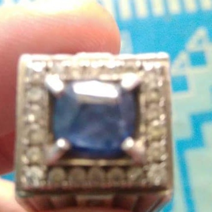 Blue Safire Ceylon 2 20 crat White Diamond 30Pcs 