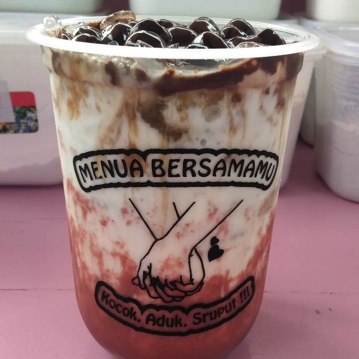 Boba Drink Red Velvet