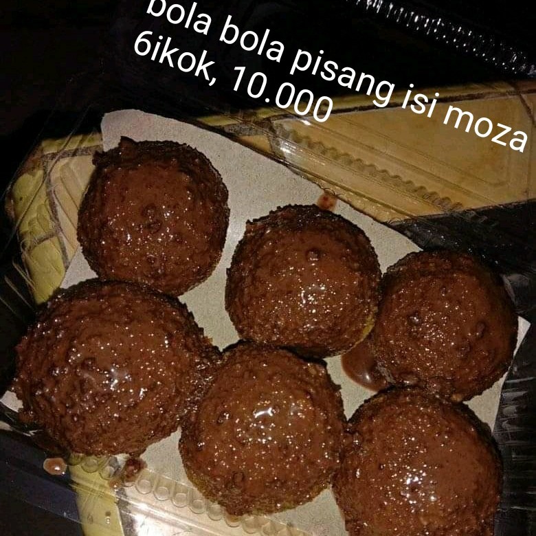 Bola Bola Pisang isi Moza