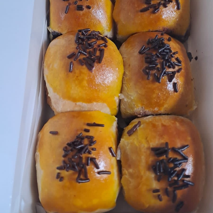 Bolen pisang Cokelat Keju Isi 8 3