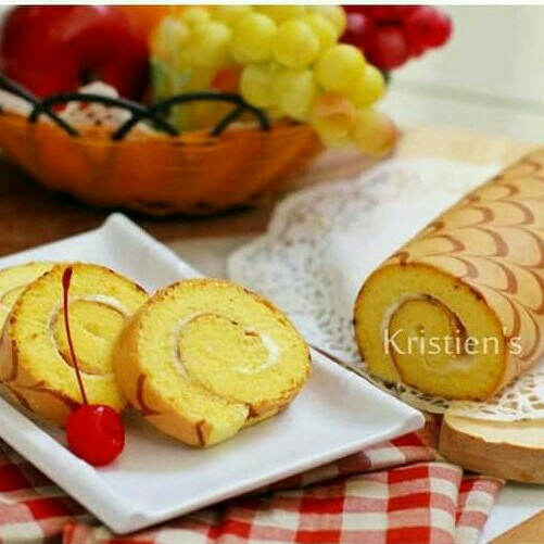 Bolu Gulung Batik Kombinasi