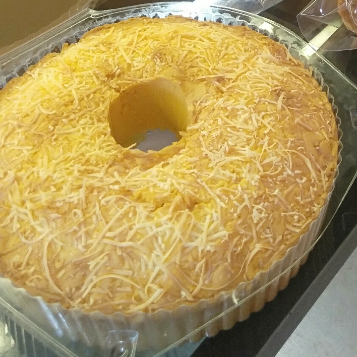Bolu Keju Besar