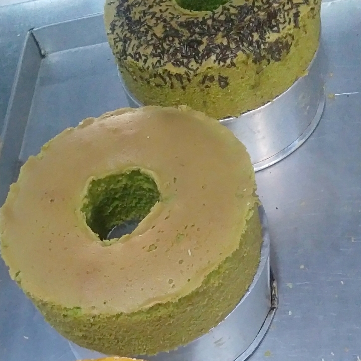 Bolu Pandan Sedang