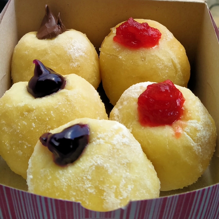 Bomboloni