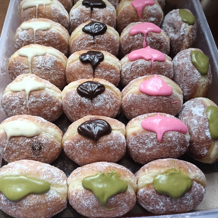 Bomboloni