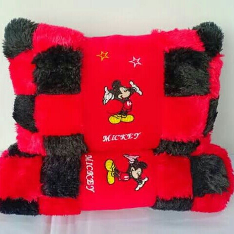 Bantal Guling Boneka