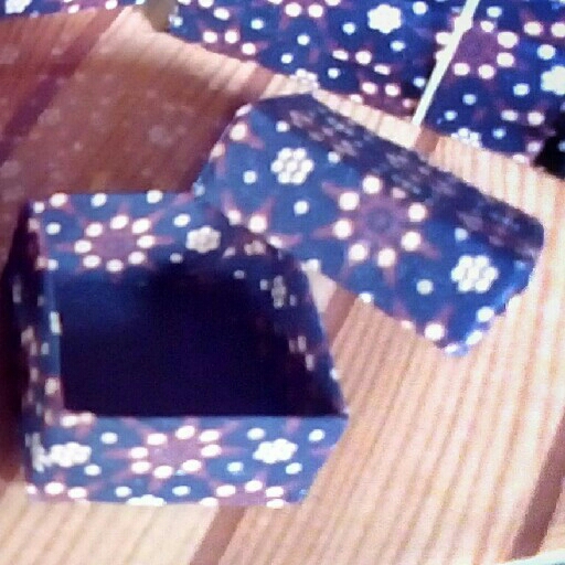 Box Tempat Cincin