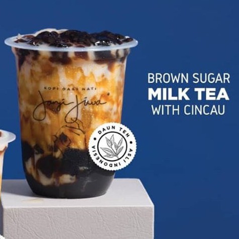 Brown Sugar Milk Tea With Cincau