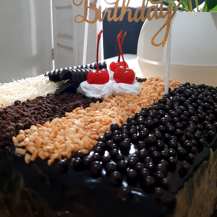 Brownies Loyang Uk 24