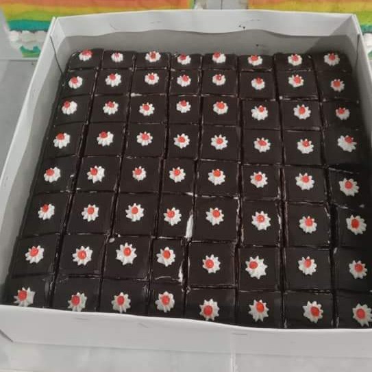 Brownis Potong