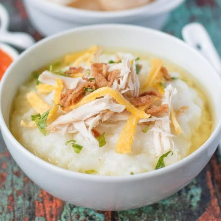 Bubur Ayam Plus Ayam Kampung Goreng