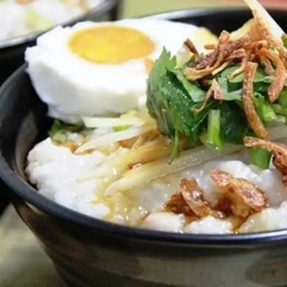 Bubur Ayam Telor Asin