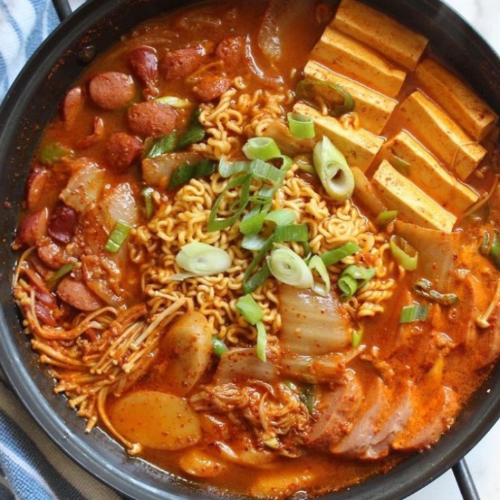 Budae Jjigae 