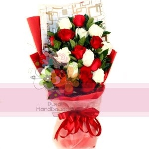 Buket Pernikahan Merah