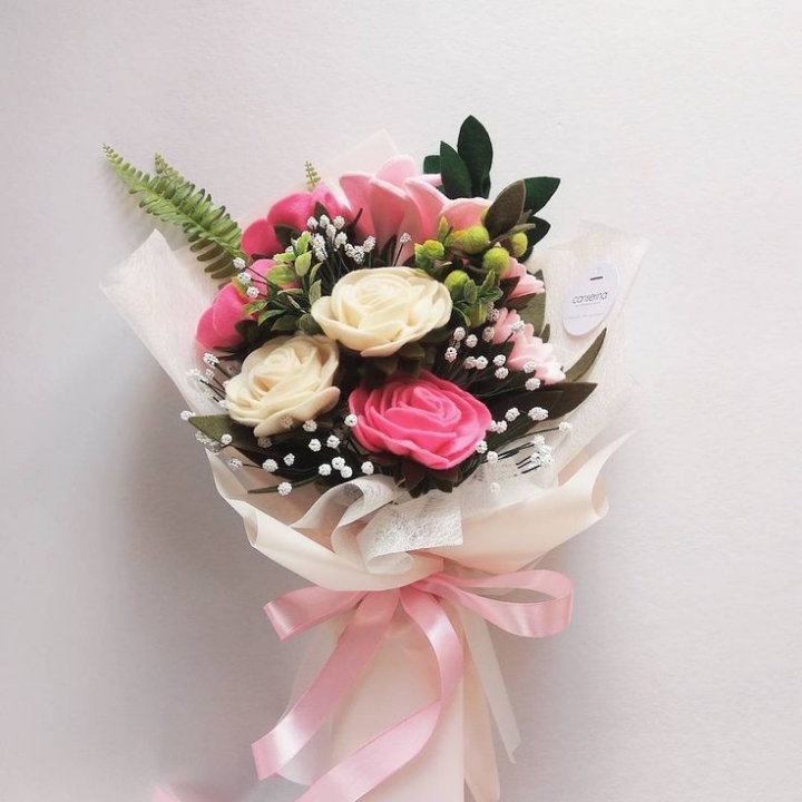 Buket Tunangan Pink