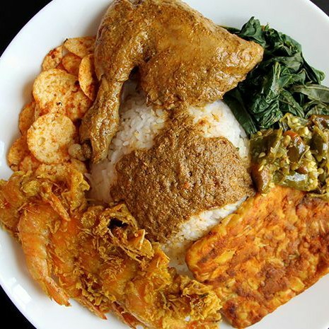 Bungkus Komplit Ayam Gulai
