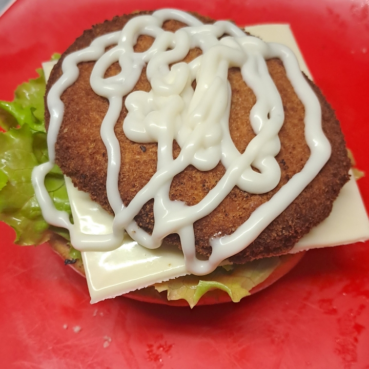 Burger Ayam Crispy Nugget Keju