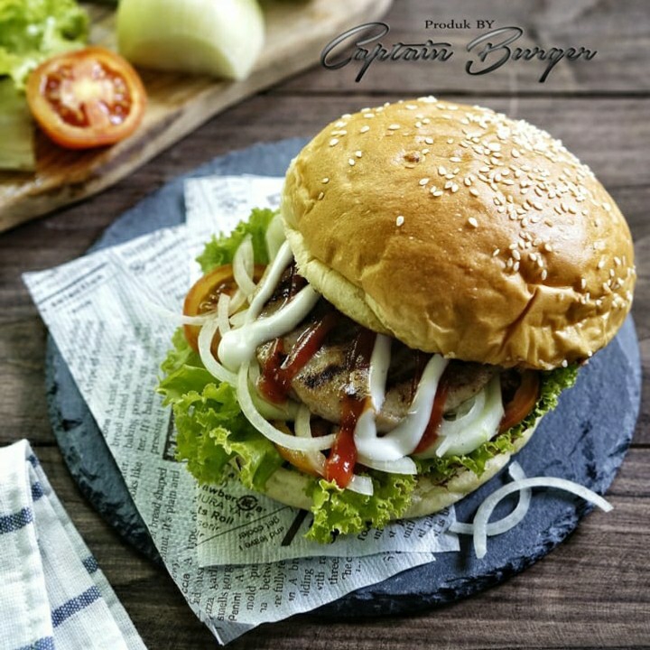 Burger Ayam Plus Keju Slice Plus Telur