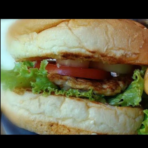 Burger Ayam Telur