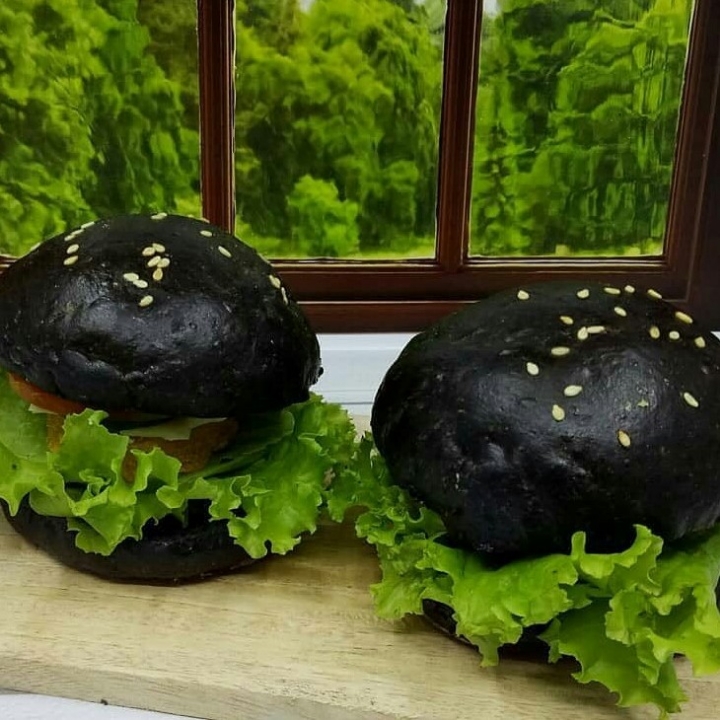 Burger Black Dan Rainbow