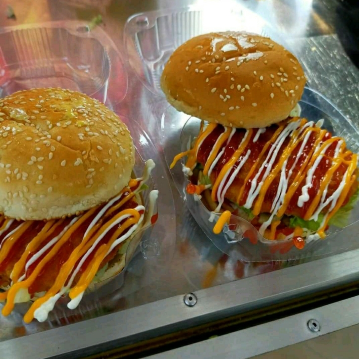 Burger Komplit