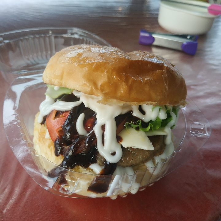 Burger Lada Hitam