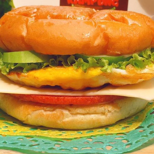 Burger Telur Keju