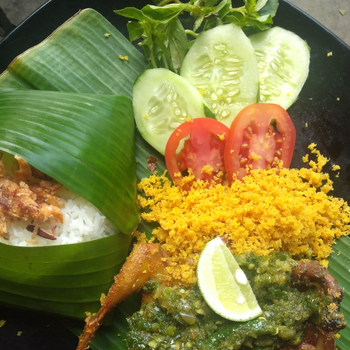 Burung Puyuh Goreng Nasi