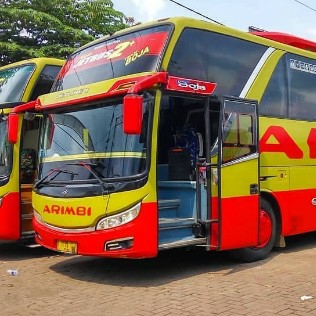 Bus Arimbi Team Cipulir