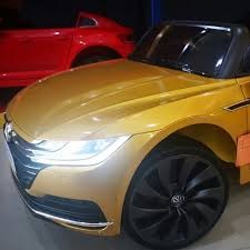 C10-MOBIL AKI MAINAN MOBIL AKI JENIS VW ARTEON MERK VW PER UNIT 2