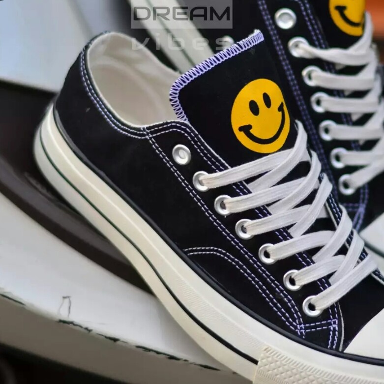 C3-- SEPATU PREMIUM CONVERSE ALL STAR MOTIF SMILEY 70S LOW MERK - PER