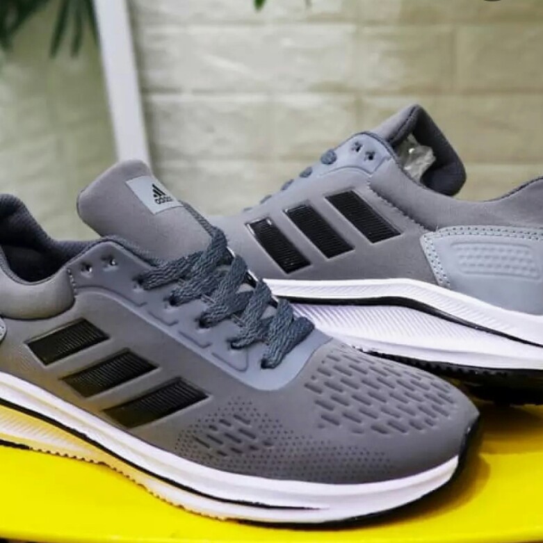 C3-- SEPATU PRIA ADIDAS KETS RUNNING PREMIUM MERK - PER UNIT