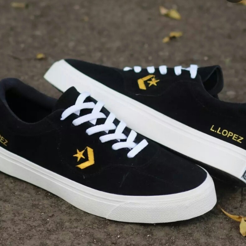 C3-- SEPATU PRIA CONVERSEE LOPEZ ALL STAR PREMIUM MERK - PER UNIT